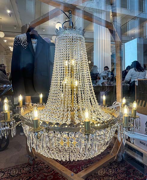 Regency 110 elegant crystasl chandelier in delivery cradle